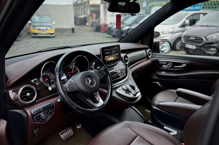Mercedes V-Class an. 2017 - Autolux.md Mercedes V-Class an. 2017 photo 7