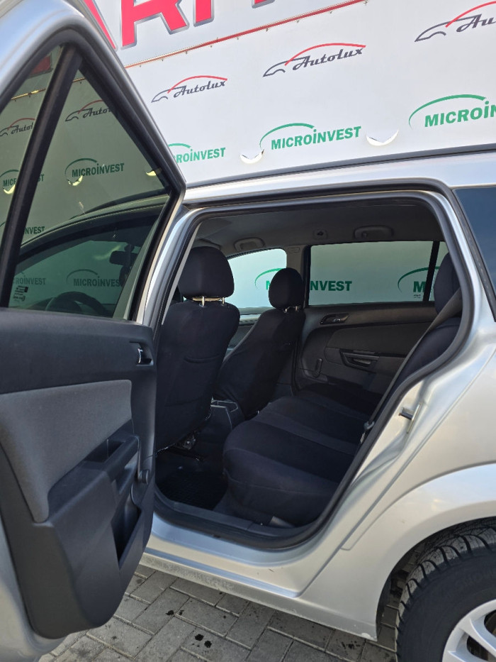 Opel Astra an. 2006 photo 5