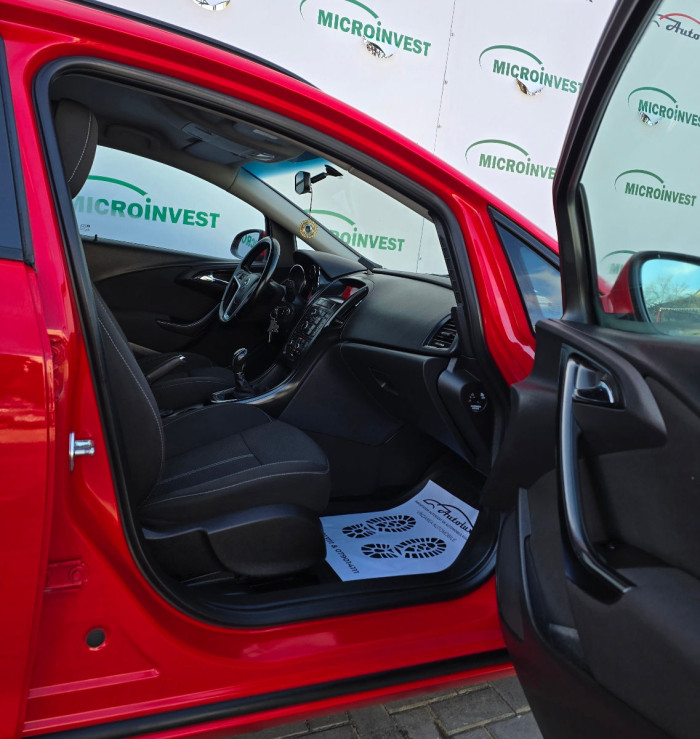 Opel Astra an. 2011 photo 7