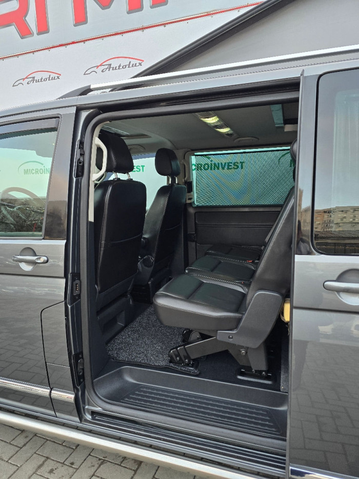 Volkswagen Caravella an. 2016 photo 5