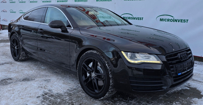 Audi A7 an. 2012 photo