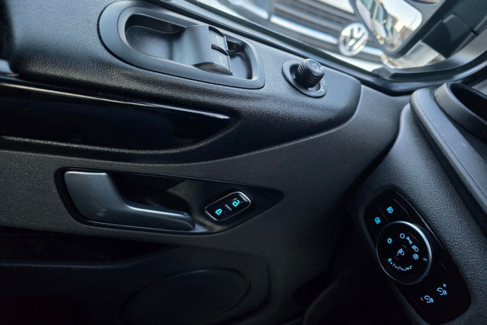 Ford Transit Custum TVA an. 2022 photo 12