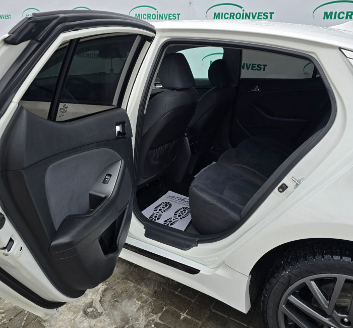 KIA Optima an. 2013 photo 4