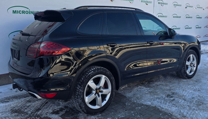 Porsche Cayenne an. 2012 - Autolux.md Porsche Cayenne an. 2012 photo 3