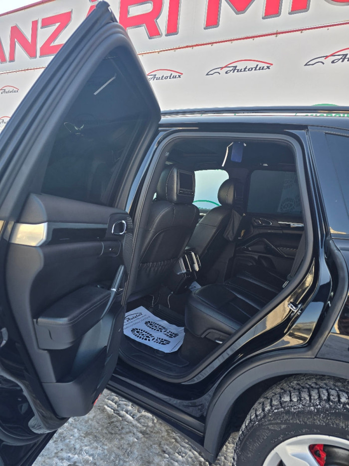 Porsche Cayenne an. 2012 - Autolux.md Porsche Cayenne an. 2012 photo 5