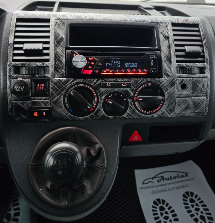 Volkswagen Transporter an. 2007 photo 10