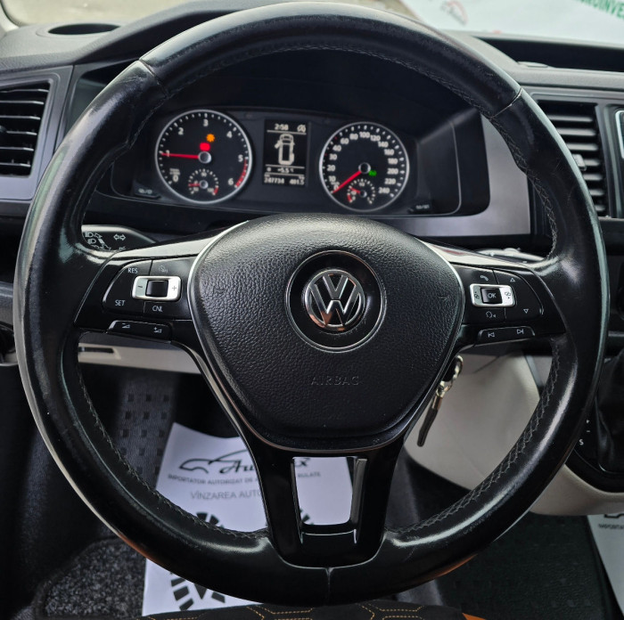 Volkswagen Transporter  an. 2017 photo 6