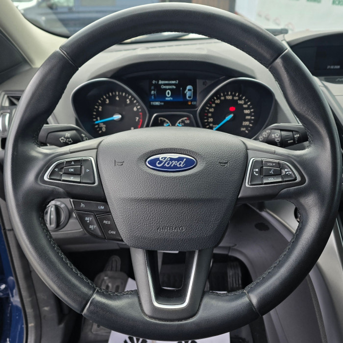 Ford Kuga photo 9
