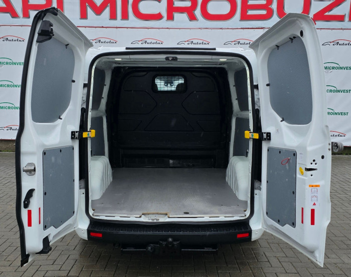 Ford Transit Custum TVA photo 13
