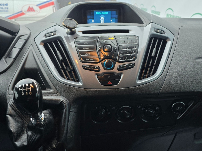 Ford Transit Custum TVA photo 8