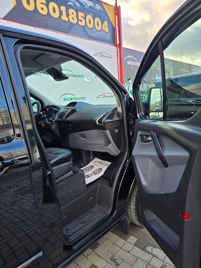 Ford Transit Custum TVA photo 11