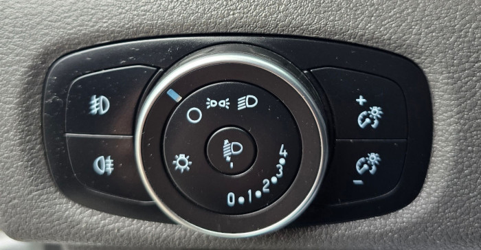 Ford Transit Custum TVA photo 7