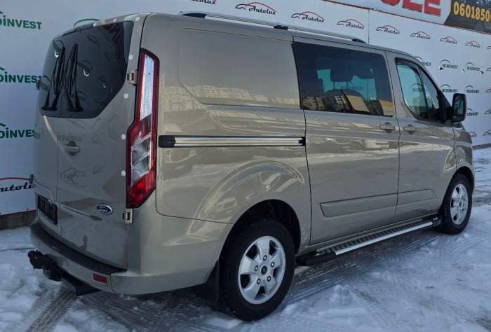 Ford Transit custum photo 4