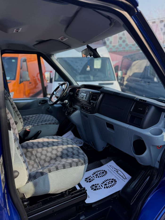 Ford transit sport photo 6