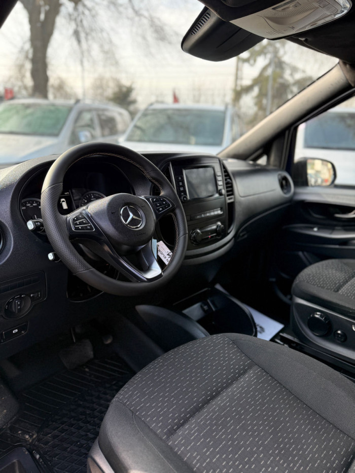 Mercedes Vito Automat cu TV photo 4