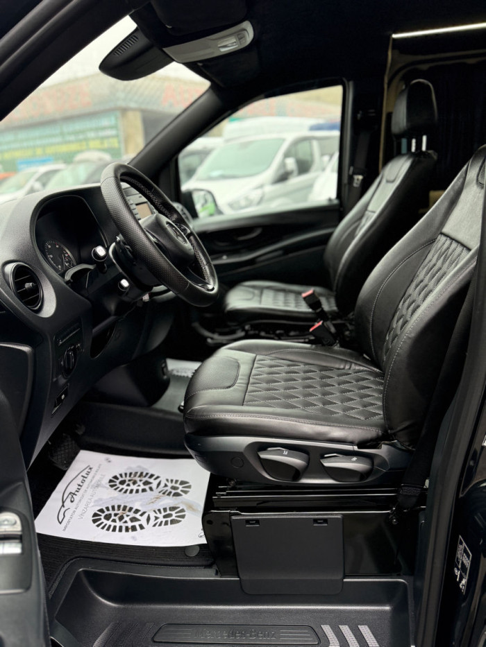 Mercedes Vito photo 4