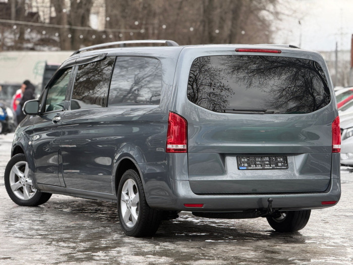 Mercedes Vito photo 2