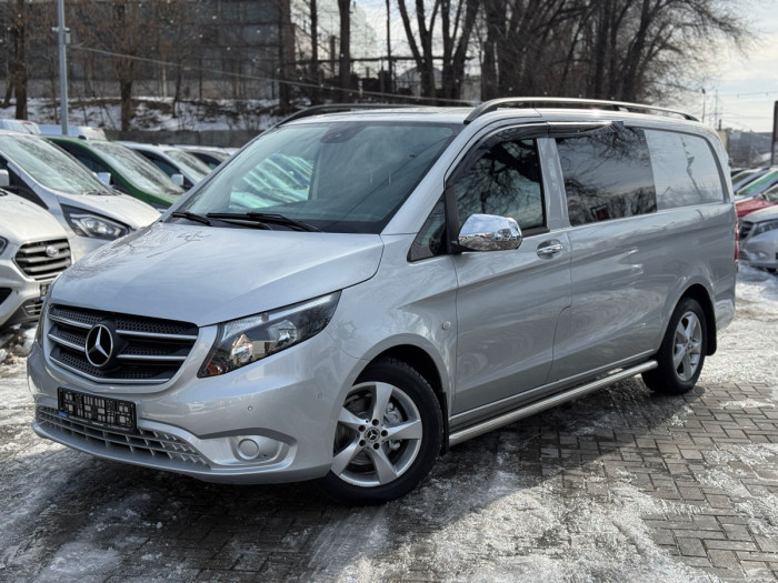 Mercedes Vito photo 1