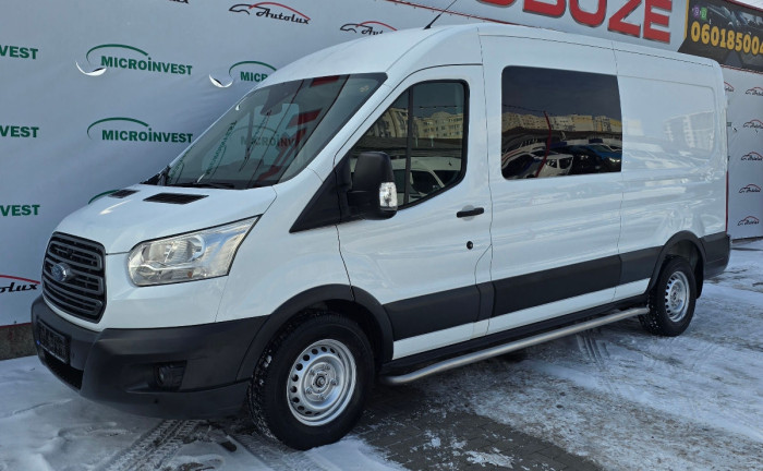 Ford Transit photo 1