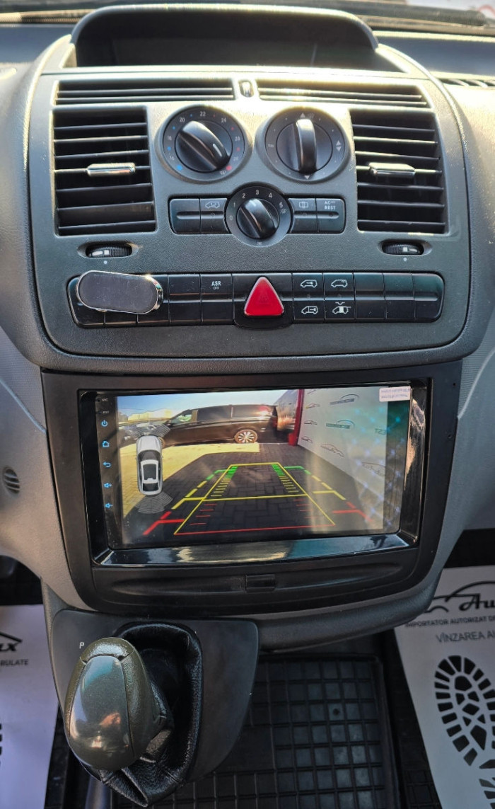 Mercedes Vito photo 6