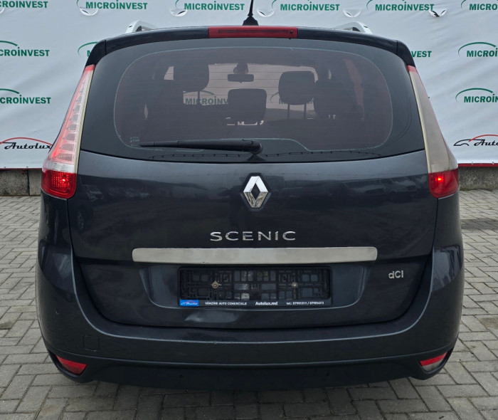 Renault Grand Scenic photo 12