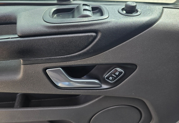 Ford Transit Custum TVA - Autolux.md Ford Transit Custum TVA photo 6