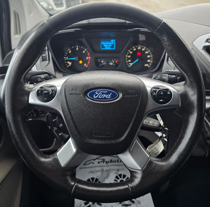 Ford Transit Custum photo 16