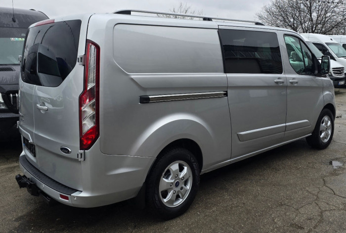 Ford Transit Custum photo 4