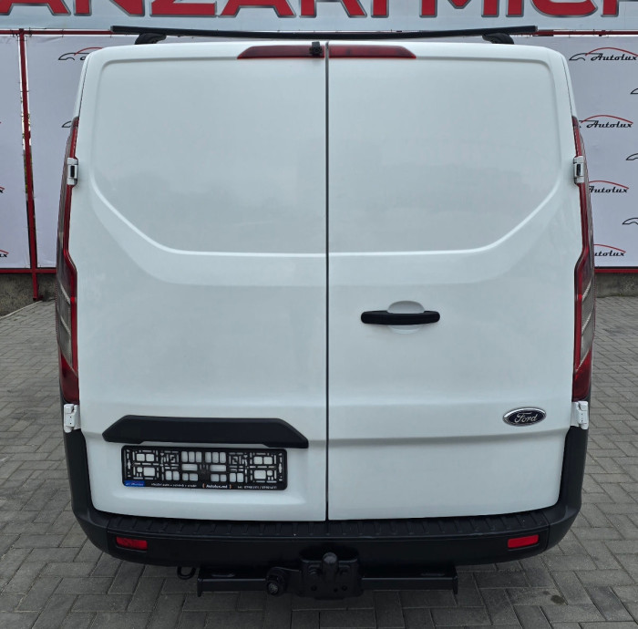 Ford Transit custum photo 13