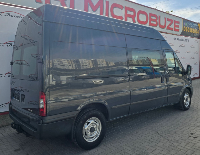 Ford Transit photo 4