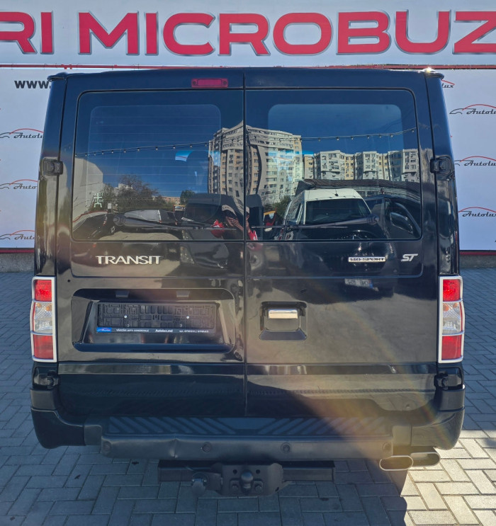 Ford Transit photo 11