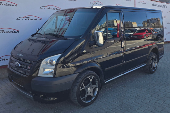 Ford Transit photo 2