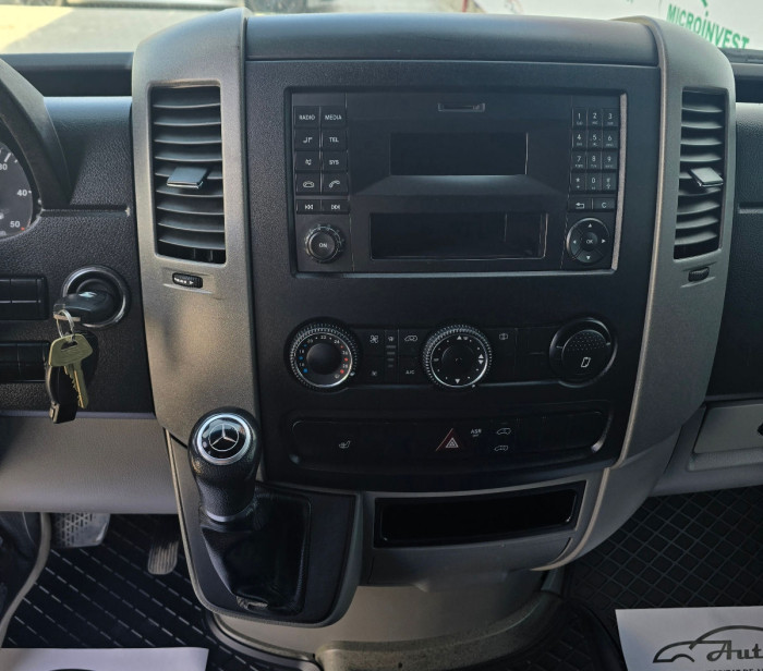 Mercedes Sprinter cu TVA photo 9