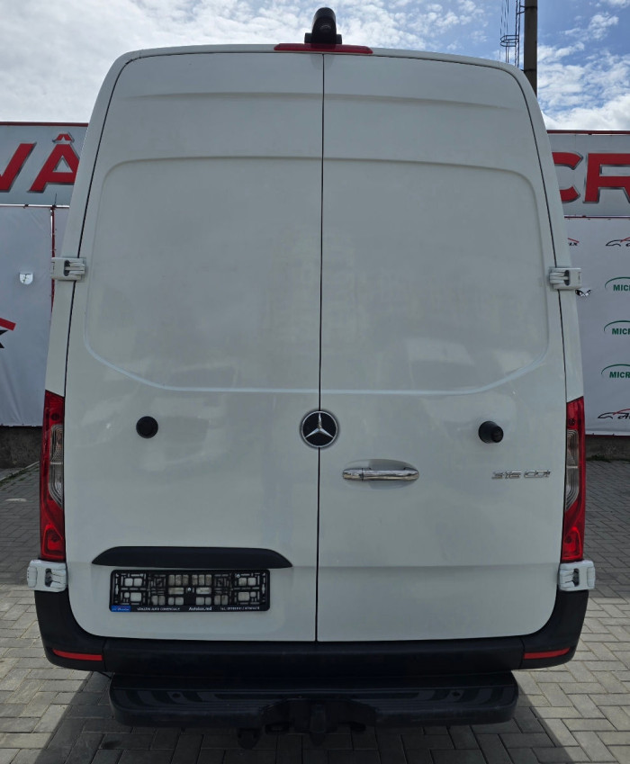 Mercedes Sprinter photo 12