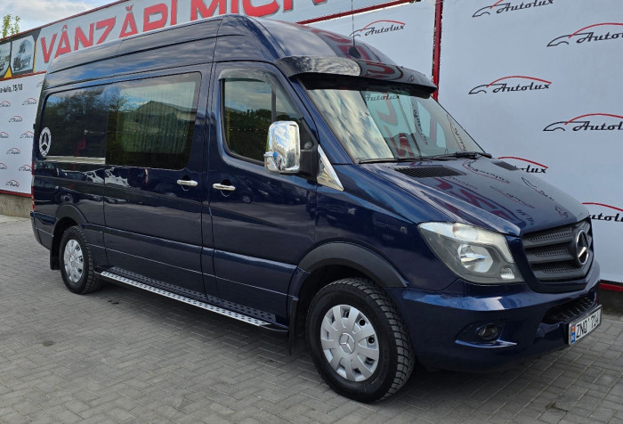 Mercedes Sprinter photo 1