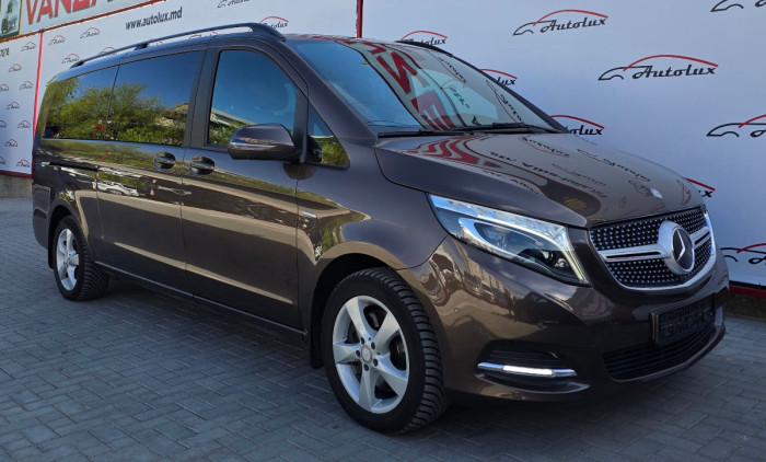 Mercedes V Class 250 photo 1