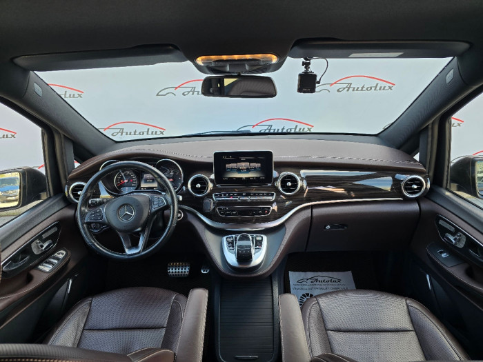 Mercedes V Class 250 photo 17