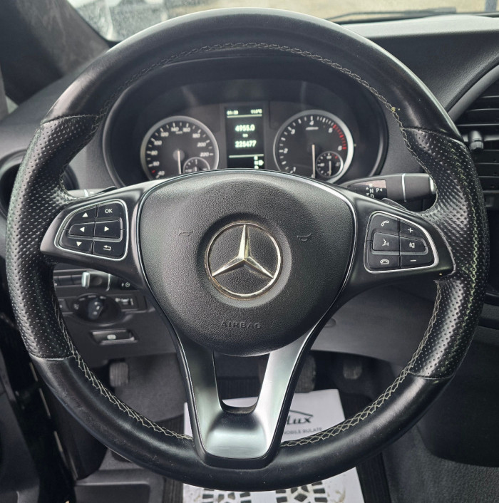 Mercedes Vito photo 11