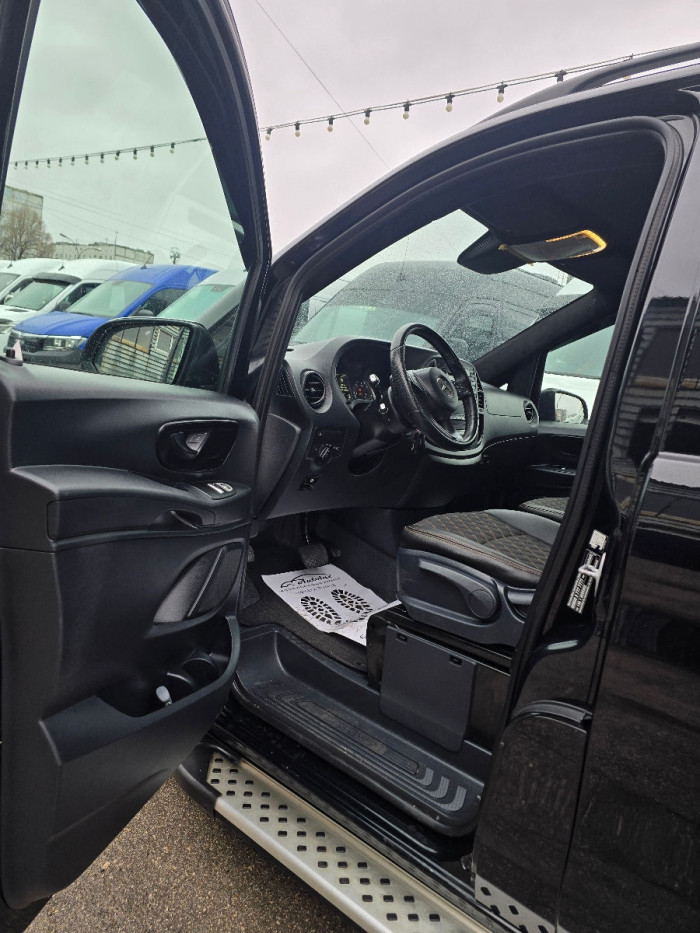 Mercedes Vito photo 5