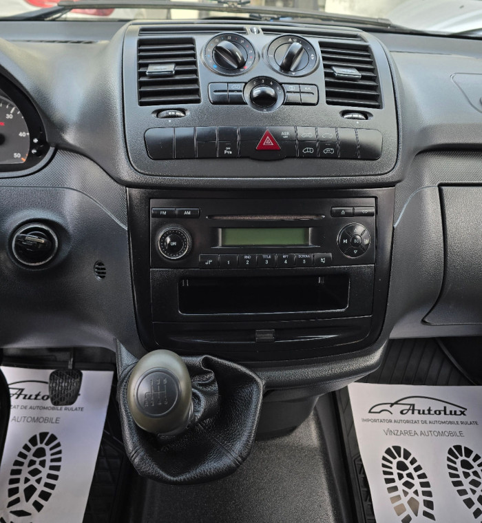 Mercedes Vito photo 5