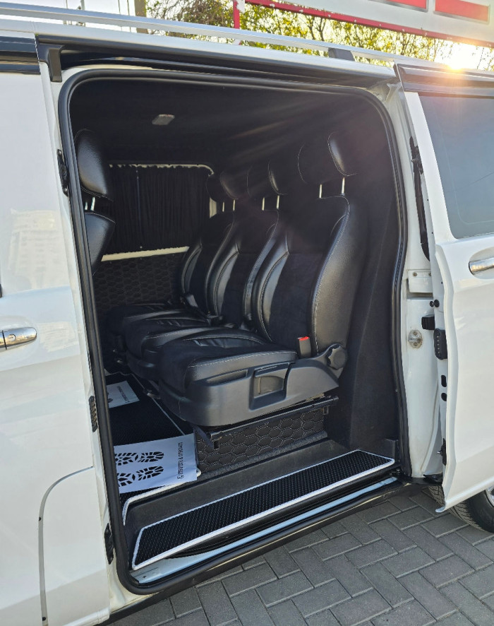 Mercedes Vito photo 6