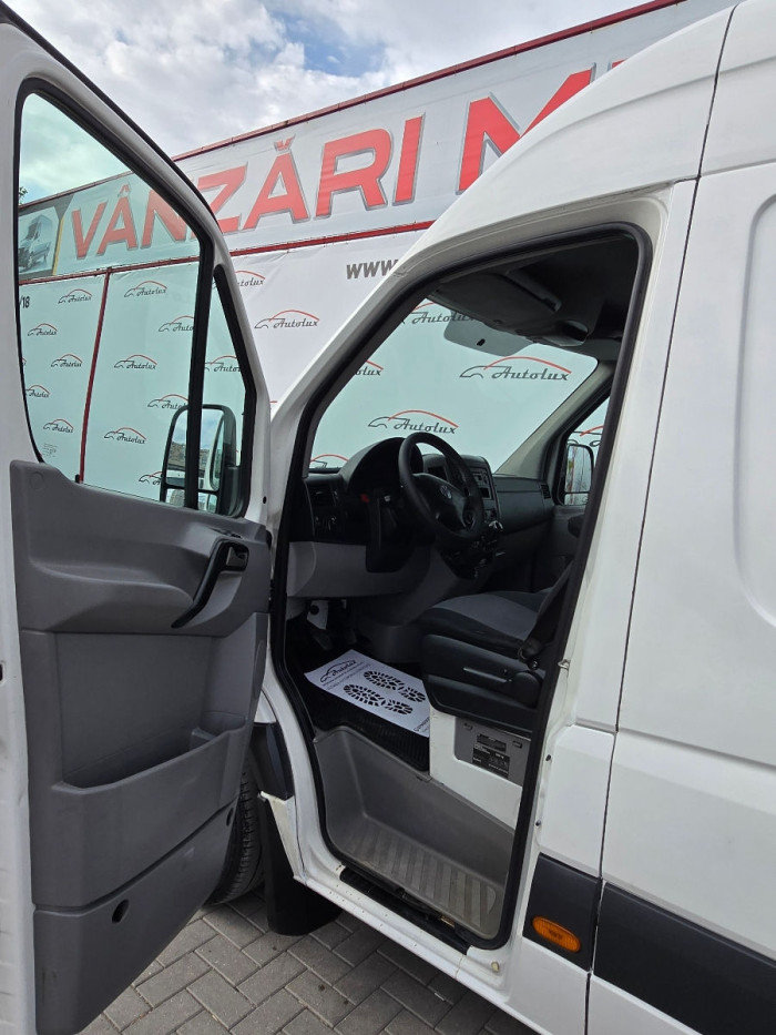 Volkswagen Crafter photo 5