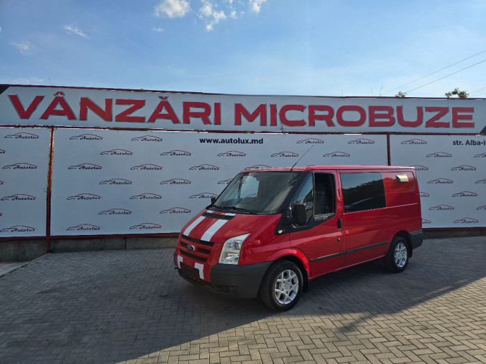 Ford Transit photo