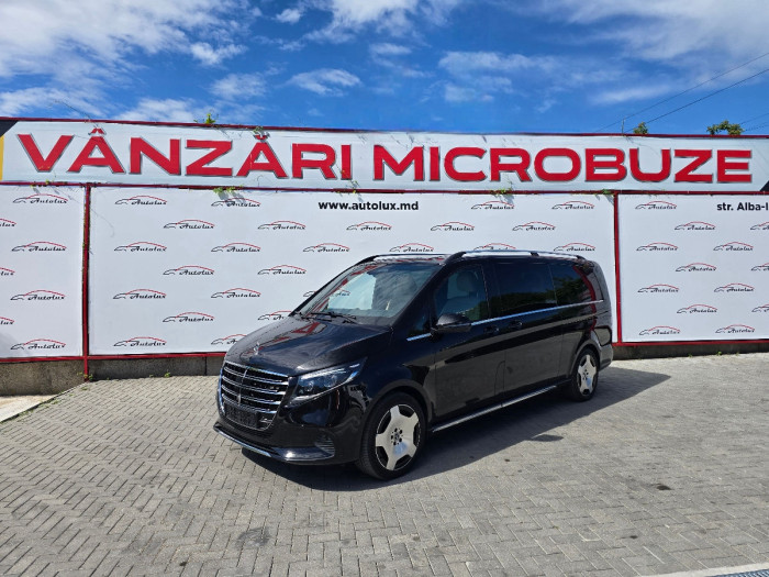 Mercedes V Class photo