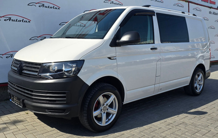 Volkswagen Transporter photo 1