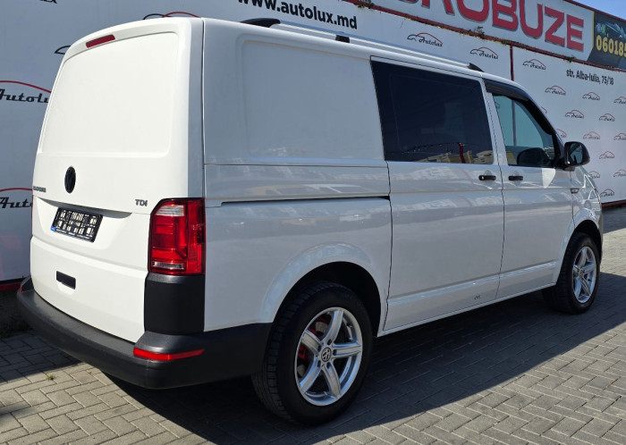 Volkswagen Transporter photo 3