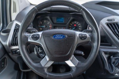 Ford Custom 9 locuri TVA, 2013 an photo 12