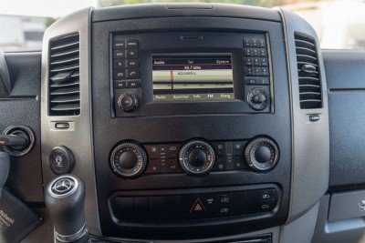 Mercedes Sprinter 319 Bluetec, 2014 an photo 10
