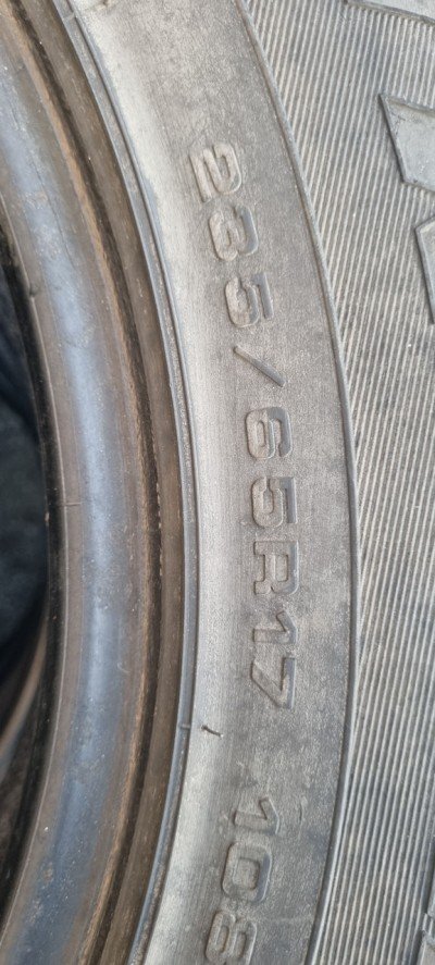 235/65/R17 photo 2