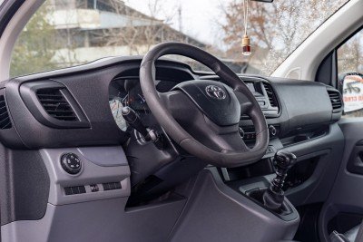 Toyota PROACE, 2016 an photo 6